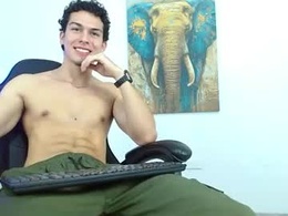 Screen Grab from ryan_cum18