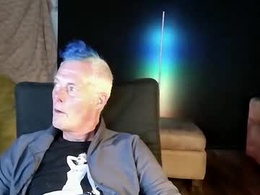 Screen Grab from ryenroxy