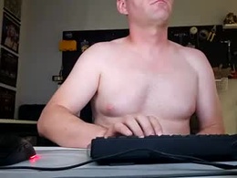 Screen Grab from s1y_foxxx