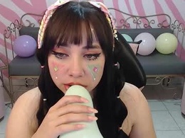 Screen Grab from saabrina_