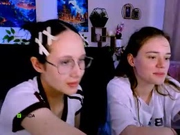 Screen Grab from sadie_peach