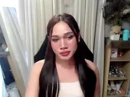 Screen Grab from saharalove_