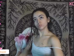 Screen Grab from samii_monroe