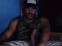 Screen Grab from sandalo123