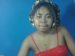 Screen Grab from saniazzhh