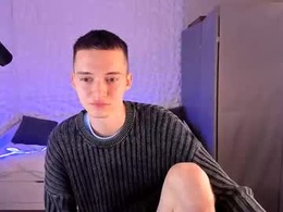 Screen Grab from santiago__perez