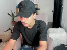 Screen Grab from santiagoxxxtreme_