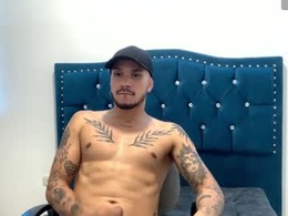 Screen Grab from santti_torres