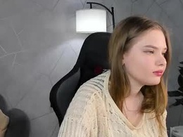 Screen Grab from saraa_broown