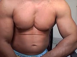 Screen Grab from saradoflexx