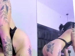 Screen Grab from sasha_yaklove666