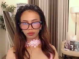 Screen Grab from scarlet_kisses