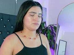 Screen Grab from scarlett__durand