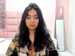 Screen Grab from scarlett_blunt