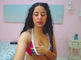 Screen Grab from scarlett_clyde