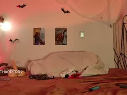Screen Grab from scarlett_hornyxl