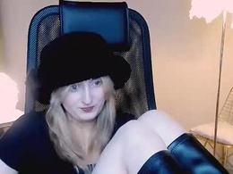 Screen Grab from scarlettscril