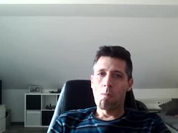 Screen Grab from schnuckigeil