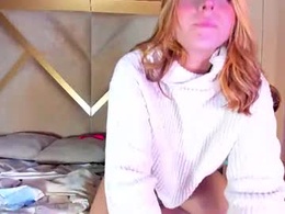 Screen Grab from selenanoir_