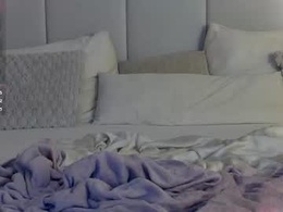 Screen Grab from seraphinee__
