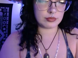 Screen Grab from serena_greyxxx