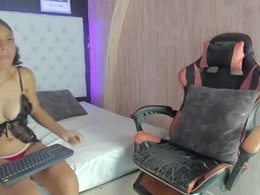 Screen Grab from sexy__paradise18