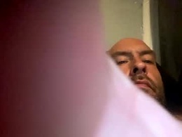 Screen Grab from sexydaddy4204