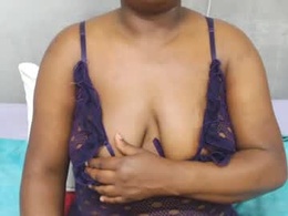 Screen Grab from sexykinkyslutxx