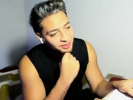 Screen Grab from sexymen698