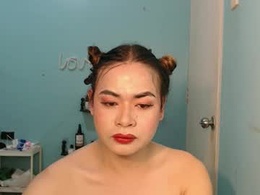 Screen Grab from sexypetiteraine