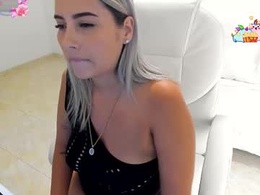 Screen Grab from shadixa_luxxx