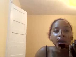 Screen Grab from shandiloveslemonss