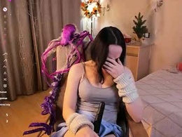 Screen Grab from shantaytineo