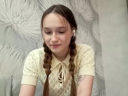 Screen Grab from shaquitaalcosiba