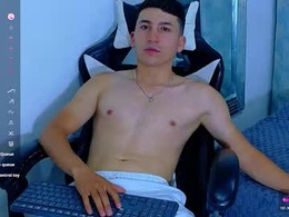 Screen Grab from sharlee_boygum