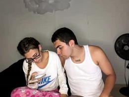 Screen Grab from sharlotte_davin