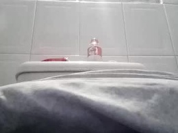 Screen Grab from shaunlake1981