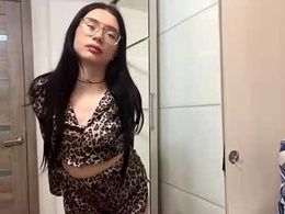 Screen Grab from shavondaonishi