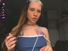 Screen Grab from shaylee_blossom