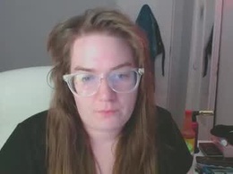 Screen Grab from shelbunni