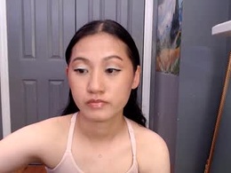 Screen Grab from shelvyxo