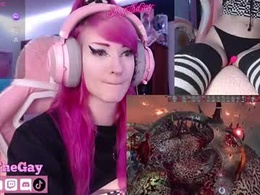 Screen Grab from sheythegay