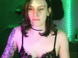 Screen Grab from shy_chechek