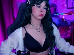 Screen Grab from sienaashwood