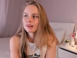 Screen Grab from silvercute_