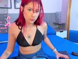 Screen Grab from skinnyfoxyy