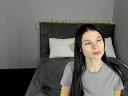 Screen Grab from skinyjoy