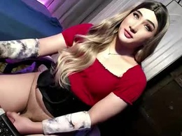 Screen Grab from slut_bigcock