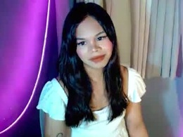 Screen Grab from slutty_peaches69