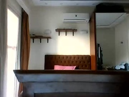 Screen Grab from sluttybinudist